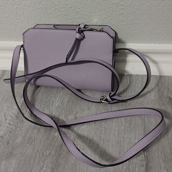 STEVE MADDEN Lavender Wallet Crossbody - Picture 3 of 5